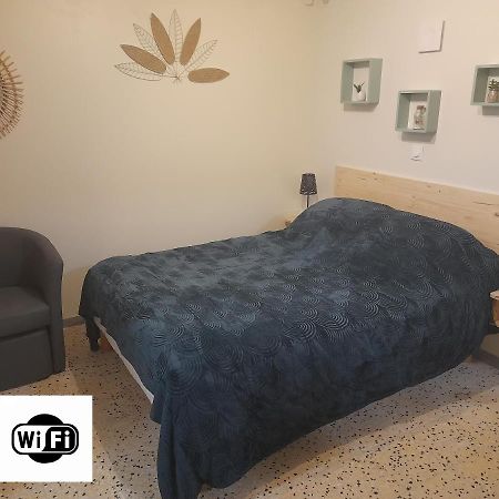 Les Melias T1 Apartment Roujan Екстериор снимка